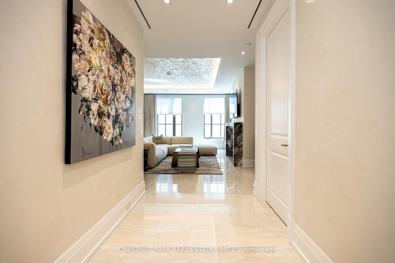 302 - 77 Clarendon Ave, Toronto, M4V 0B8 | Image 3