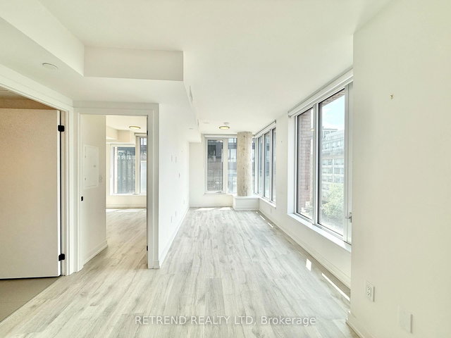 508 - 2 Augusta Avenue