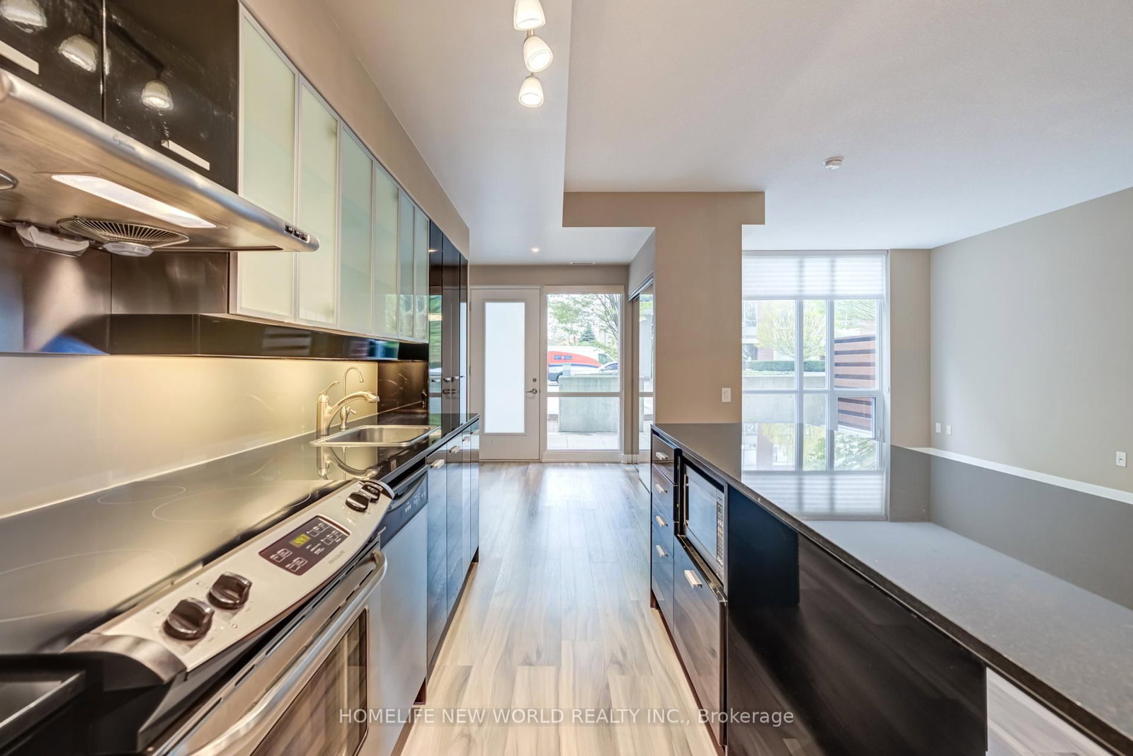 19 Singer Court, Unit Th2 - Photo 10