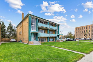 3867 Bathurst Street