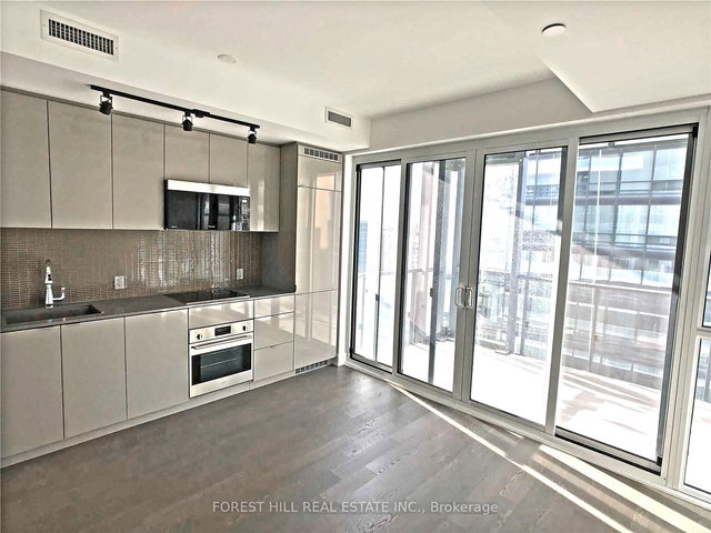 3702 - 7 Grenville Street