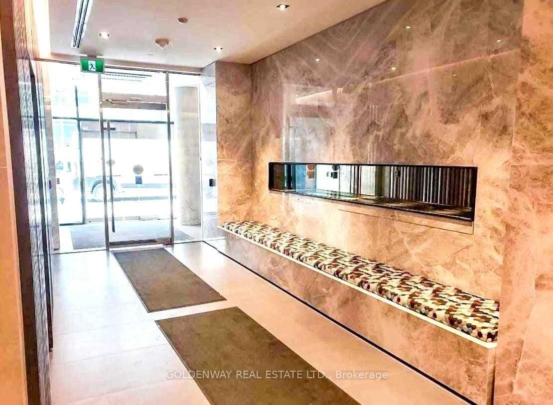 215 Queen Street W, Unit 612 - Photo 7