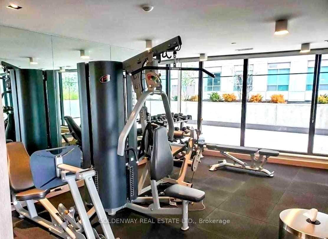 215 Queen Street W, Unit 612 - Photo 8