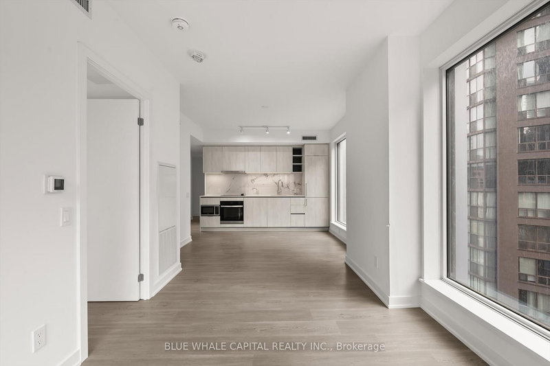 1103 - 8 Wellesley St W, Toronto, M4Y 0J5 | Image 2