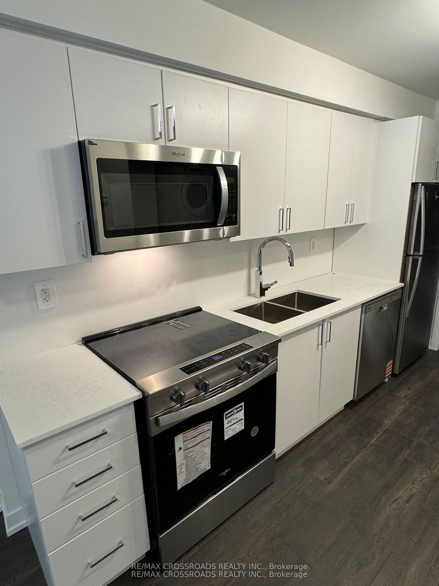 1680 Victoria Park Avenue, Unit 107 - Photo 6