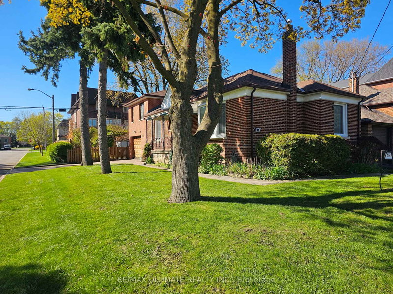 519 Douglas Ave, Toronto, M5M 1H7 | Image 3