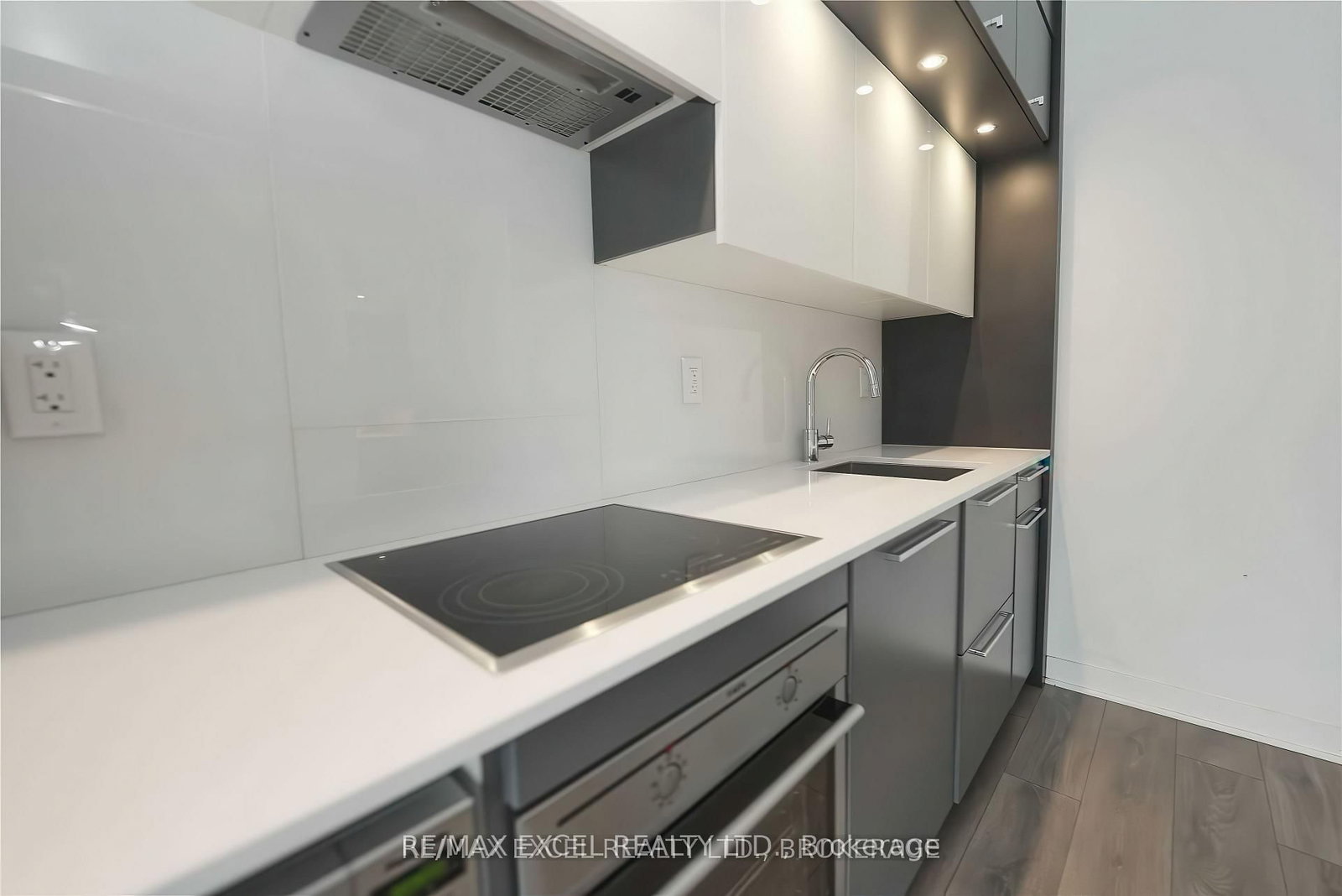 15 Grenville Street, Unit 2508 - Photo 11
