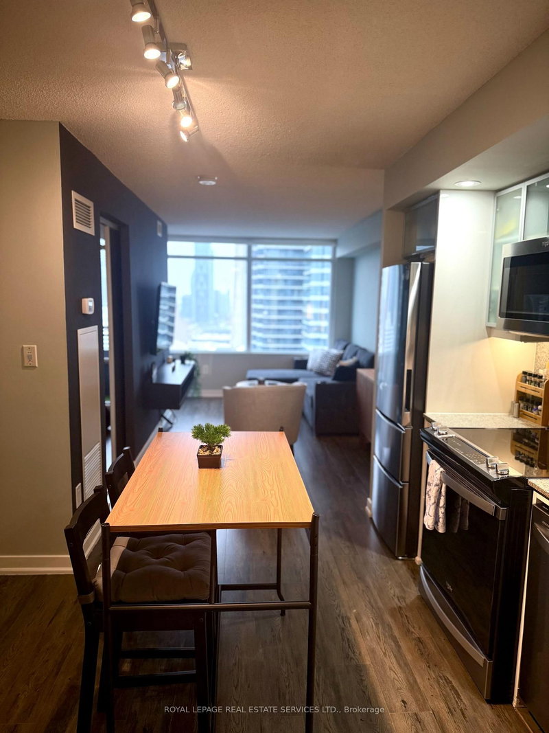 3703 - 25 Telegram Mews S, Toronto, M5V 3Z1 | Image 2