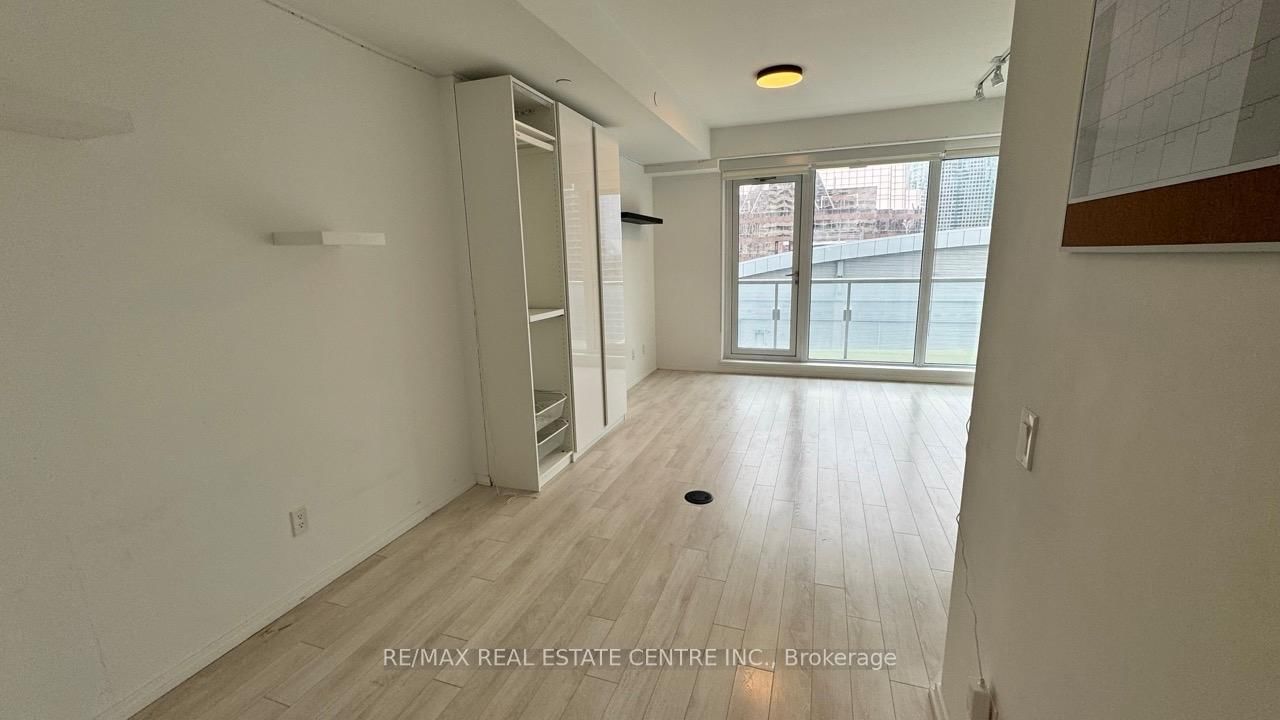 197 Yonge Street, Unit 2608 - Photo 3