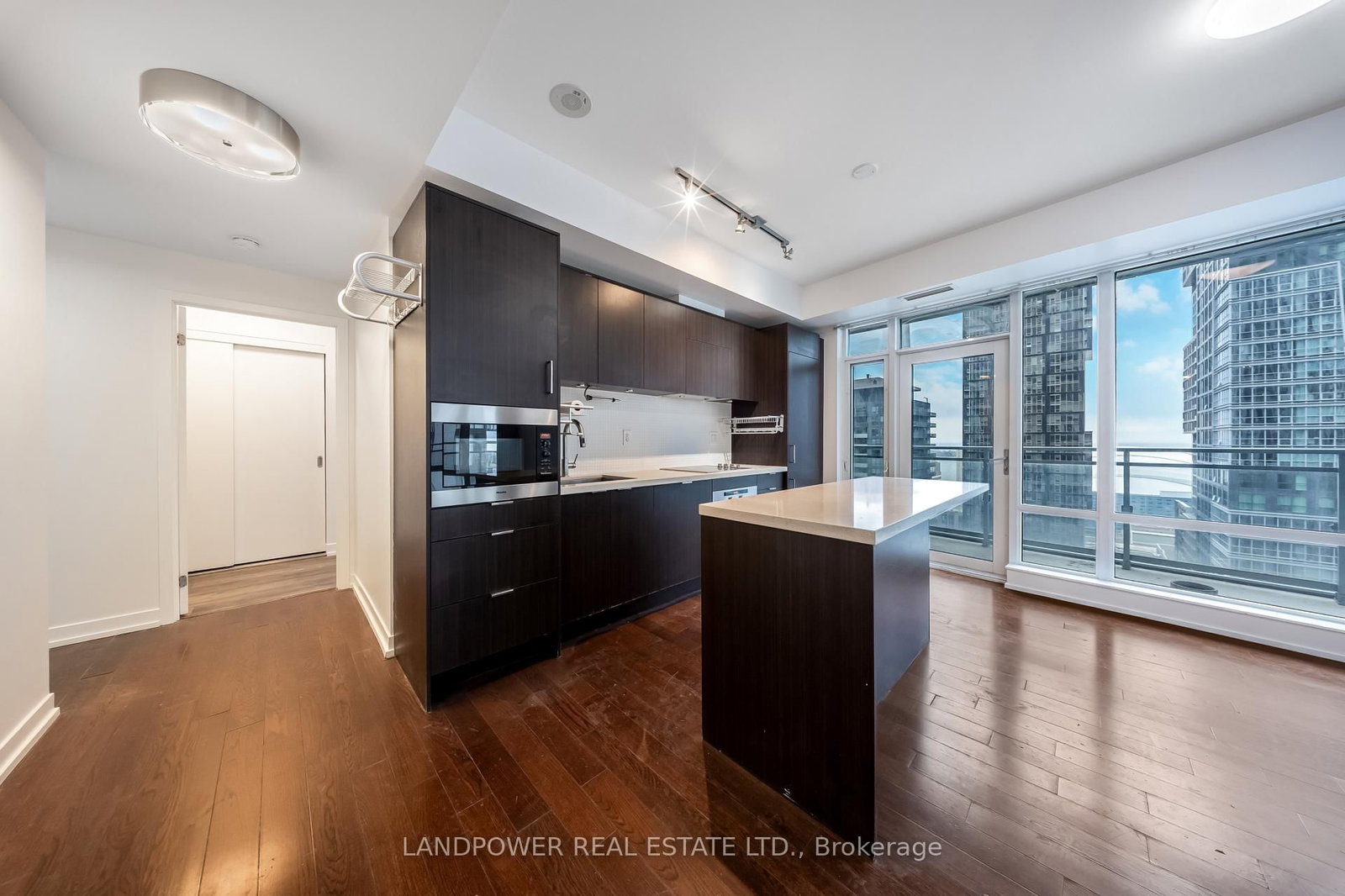 21 Widmer Street, Unit 2811 - Photo 11