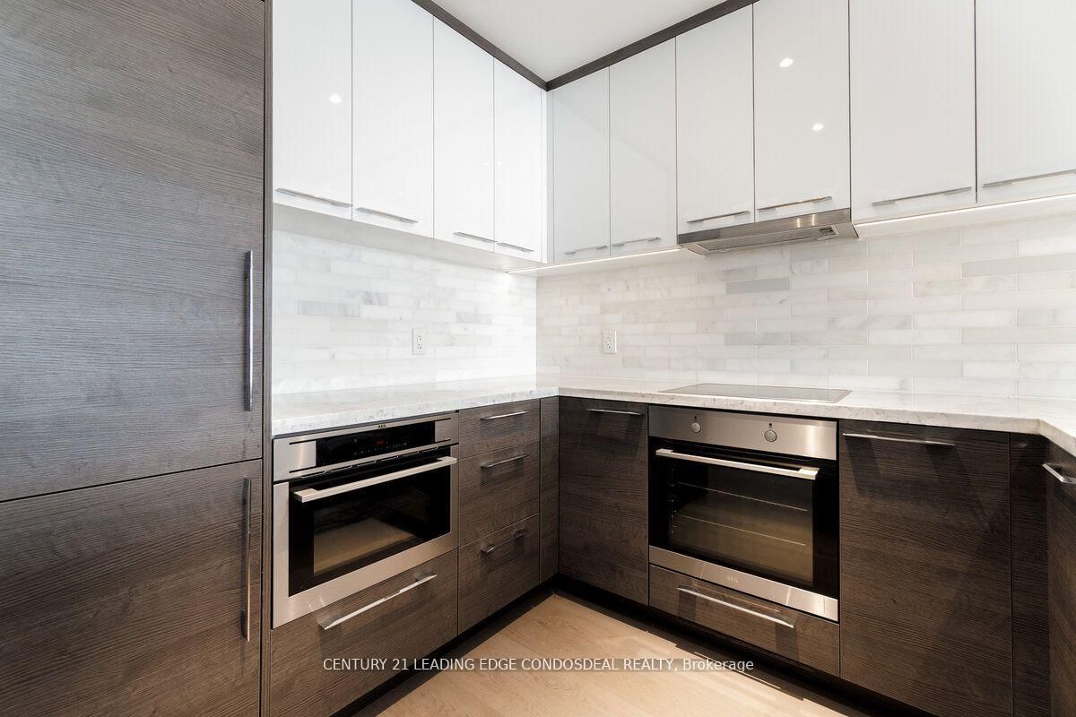 488 University Avenue, Unit 3906 - Photo 16