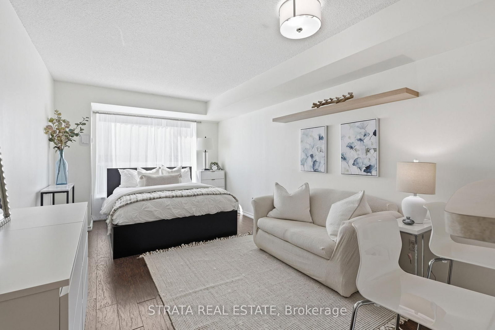 109 Front Street E, Unit 440 - Photo 2