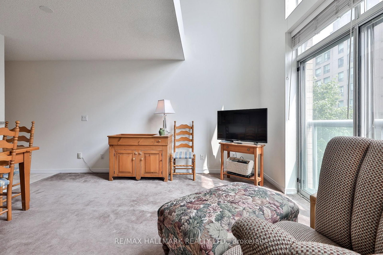 109 Front Street E, Unit 528 - Photo 14