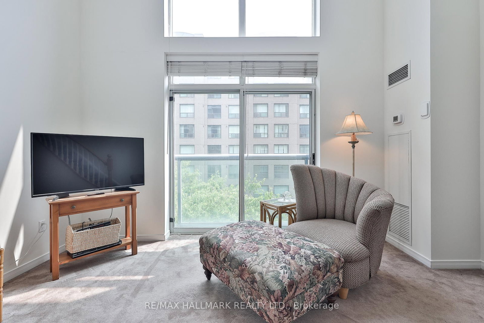 109 Front Street E, Unit 528 - Photo 18