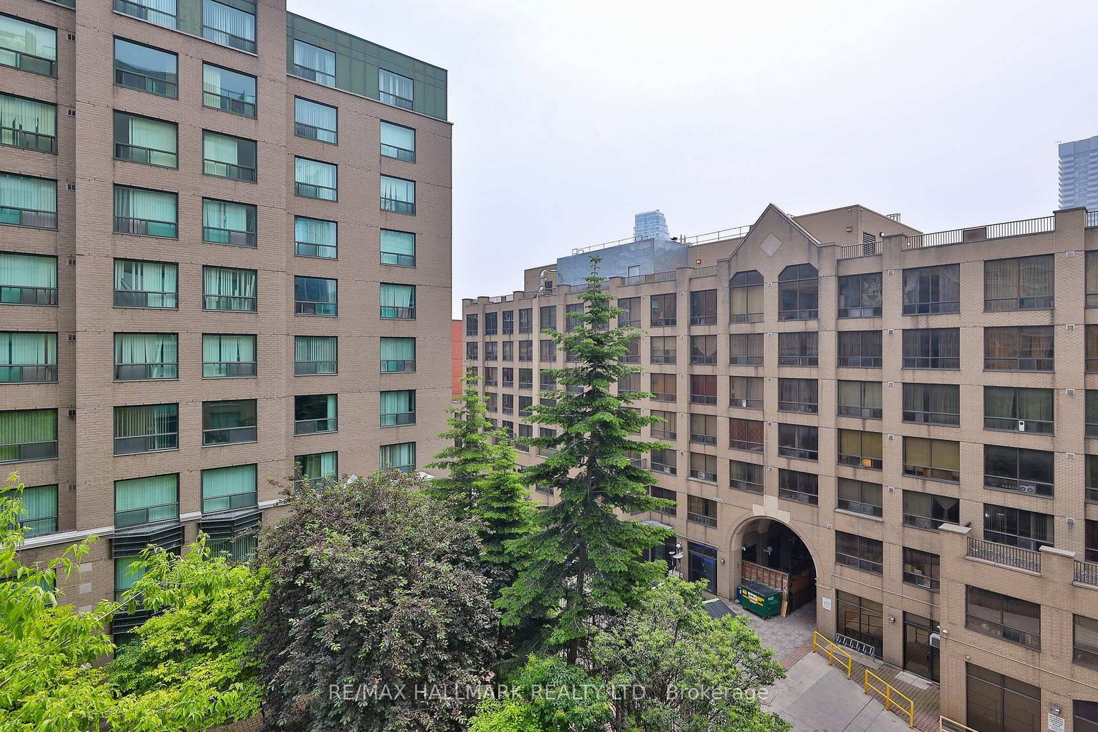 109 Front Street E, Unit 528 - Photo 20