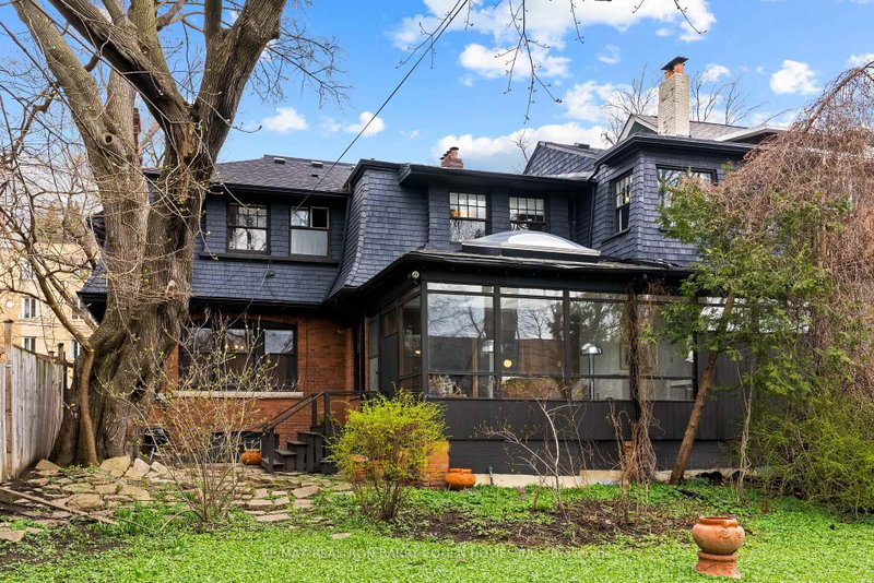 147 Farnham Avenue