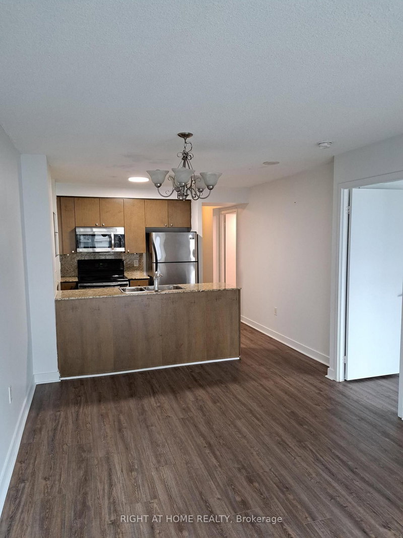 4307 - 11 Brunel Crt, Toronto, M5V 3Y3 | Image 2