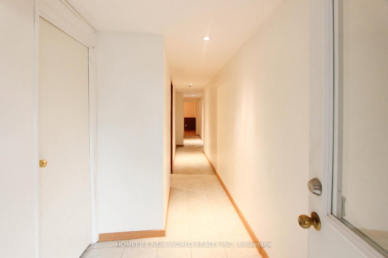 Lower Level - 135 Pineway Boulevard