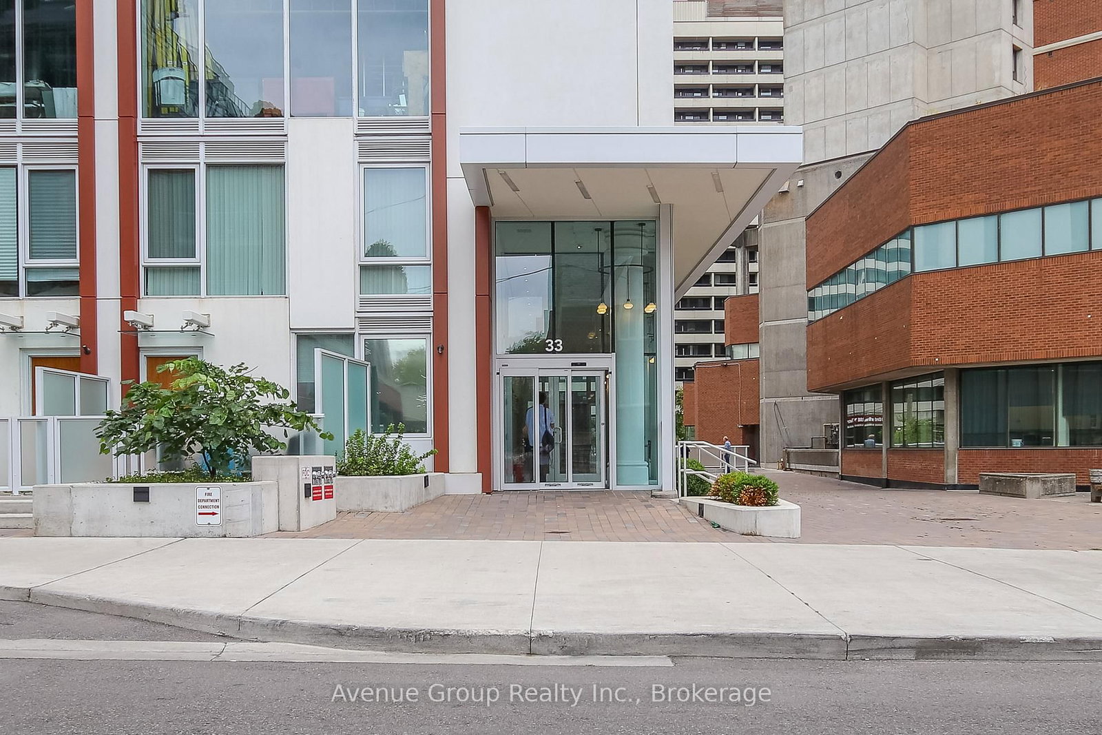 33 Helendale Avenue, Unit 2606