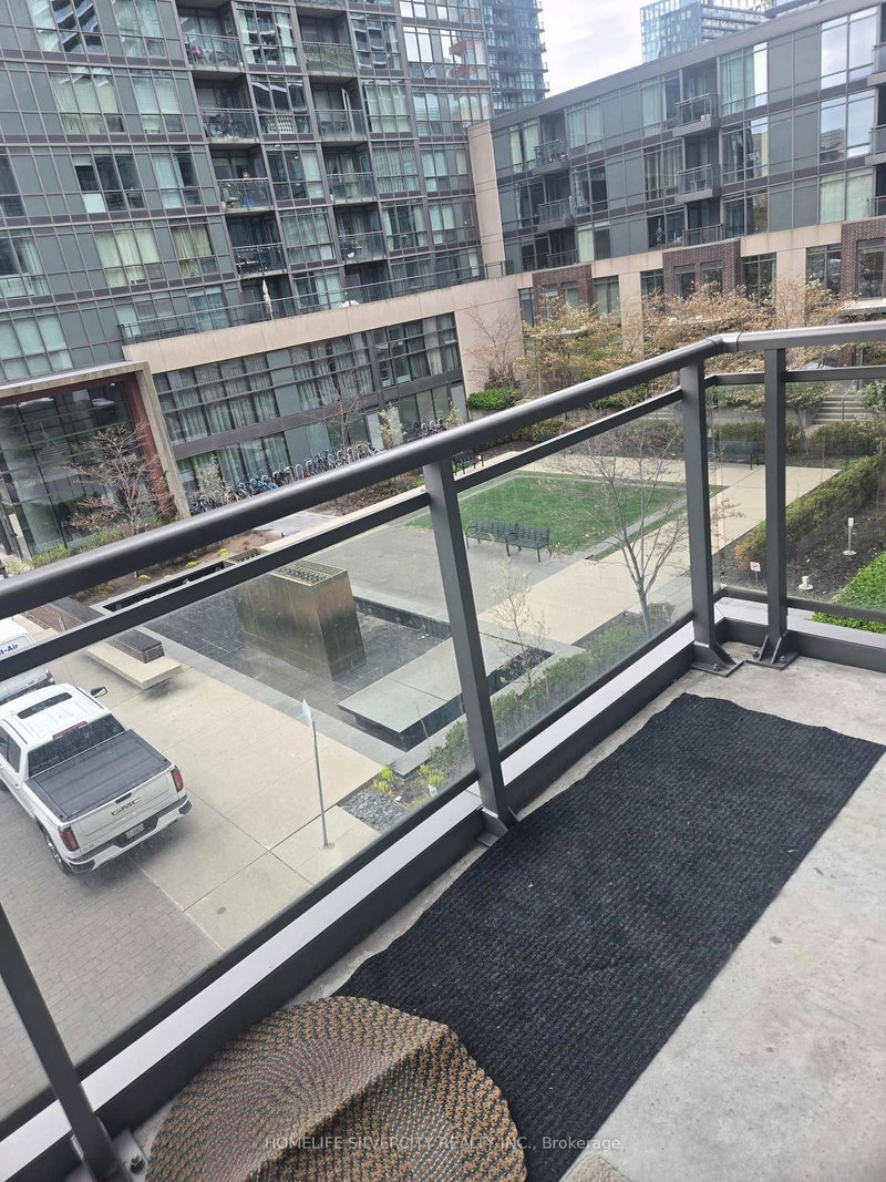 327 - 15 Brunel Crt, Toronto, M5V 3Y6 | Image 3