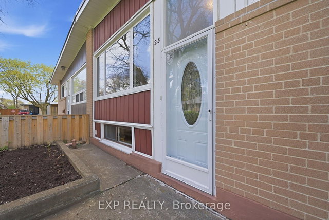 23 Pynford Crescent