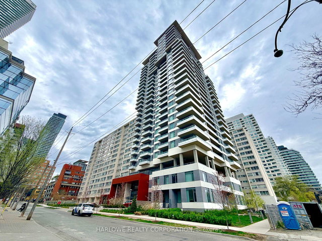 602 - 25 Holly Street