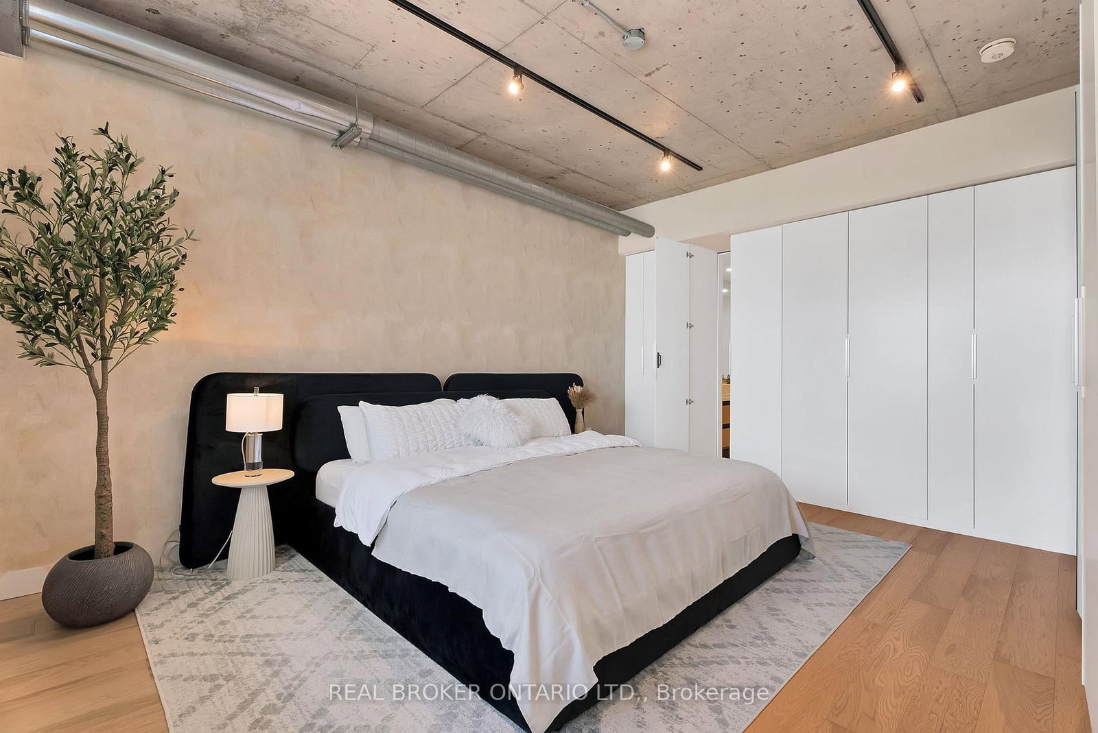 42 Camden Street, Unit 603 - Photo 16