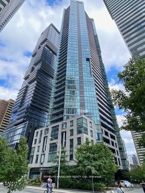 4909 - 45 Charles St E, Toronto, M4Y 0B8 | Image 2