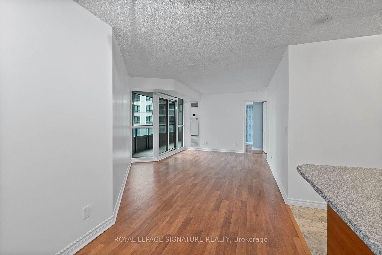 19 Grand Trunk Crescent, Unit 801 - Photo 12