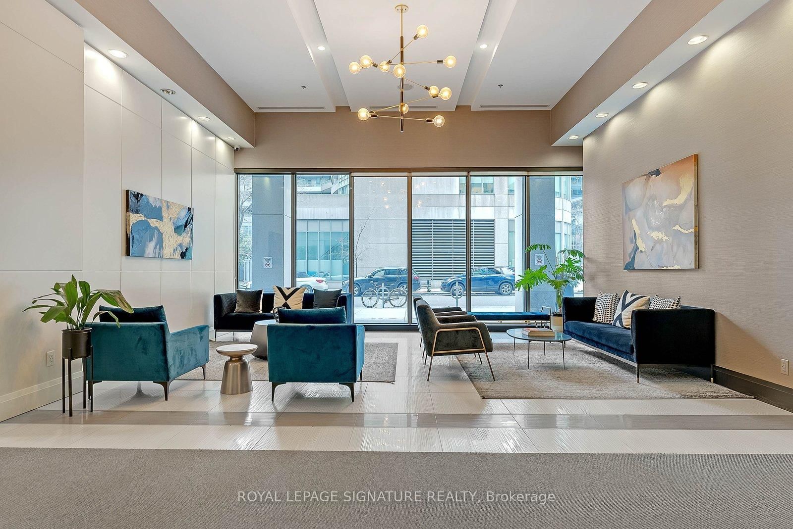 19 Grand Trunk Crescent, Unit 801 - Photo 3