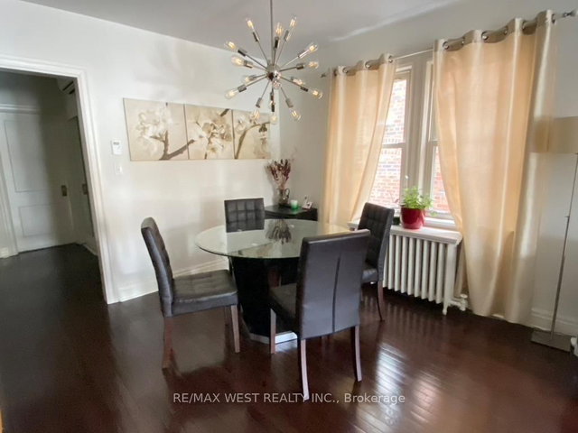 Main floor - 305 St Clair Avenue E