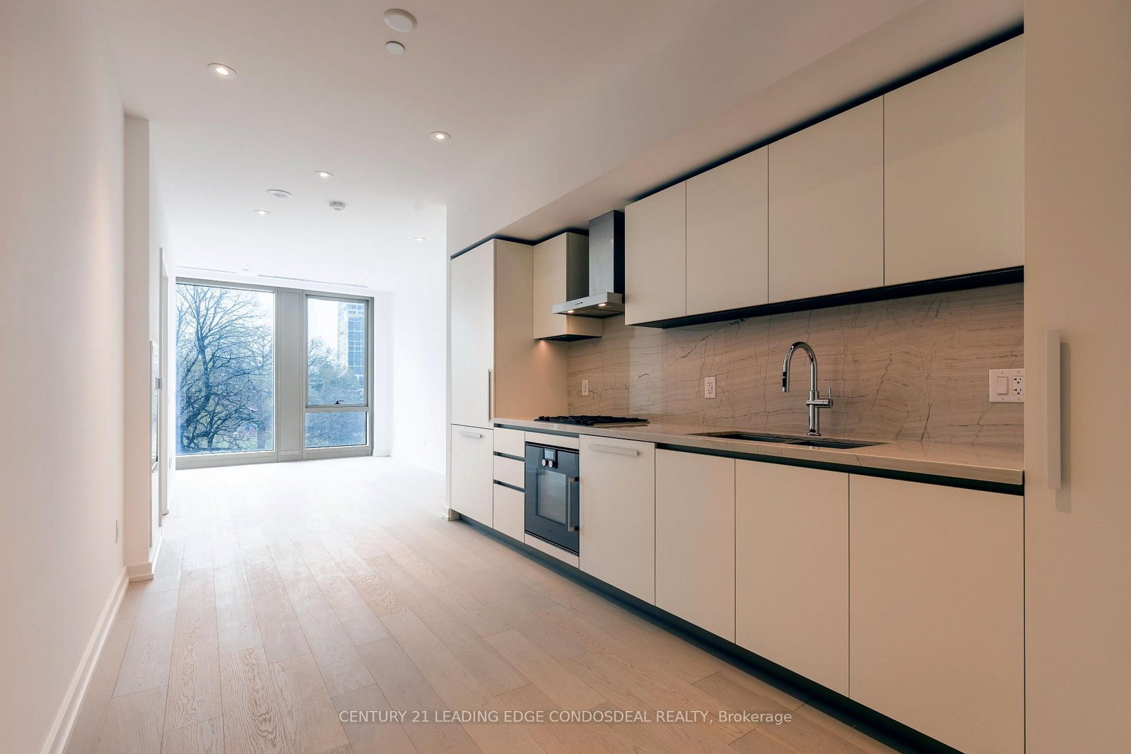 1315 Bay Street, Unit 502 - Photo 3