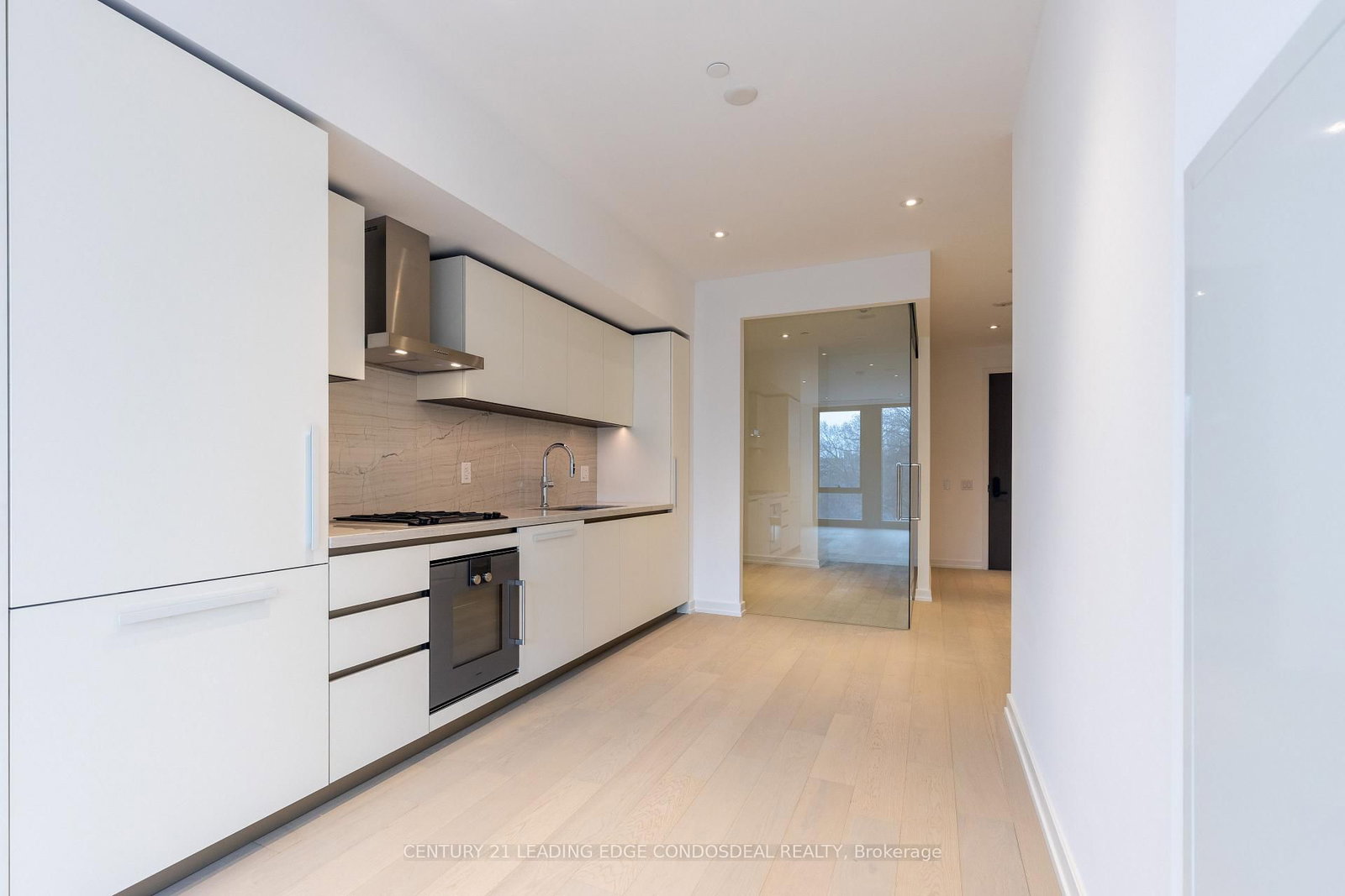 1315 Bay Street, Unit 502 - Photo 6