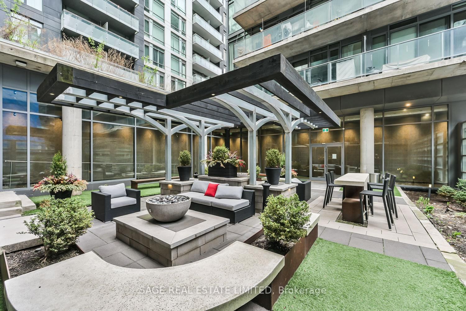 95 Bathurst Street, Unit 914 - Photo 16