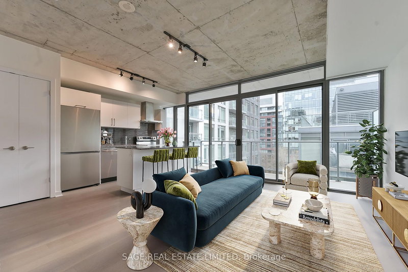 914 - 95 Bathurst St, Toronto, M5V 0H7 | Image 3