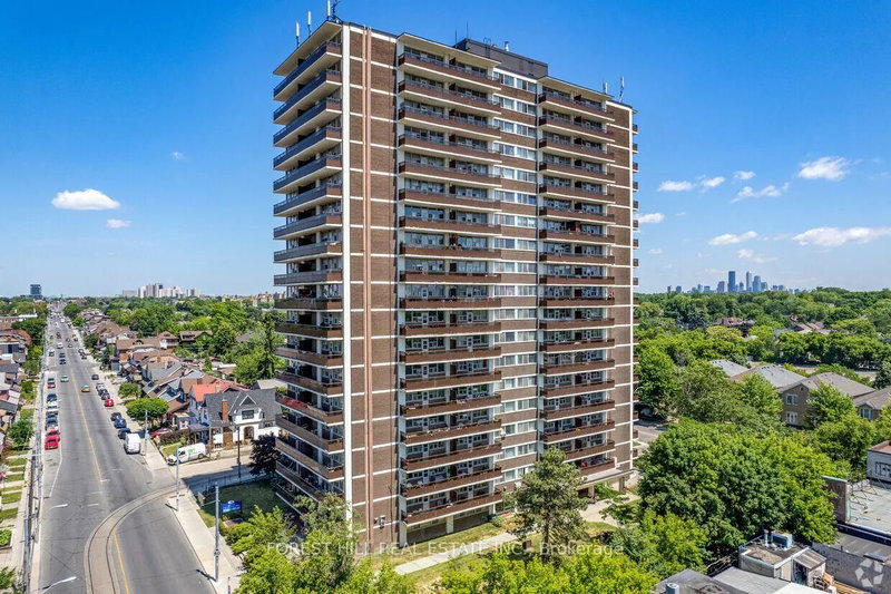 home for lease on 902-161 Oakwood Avenue