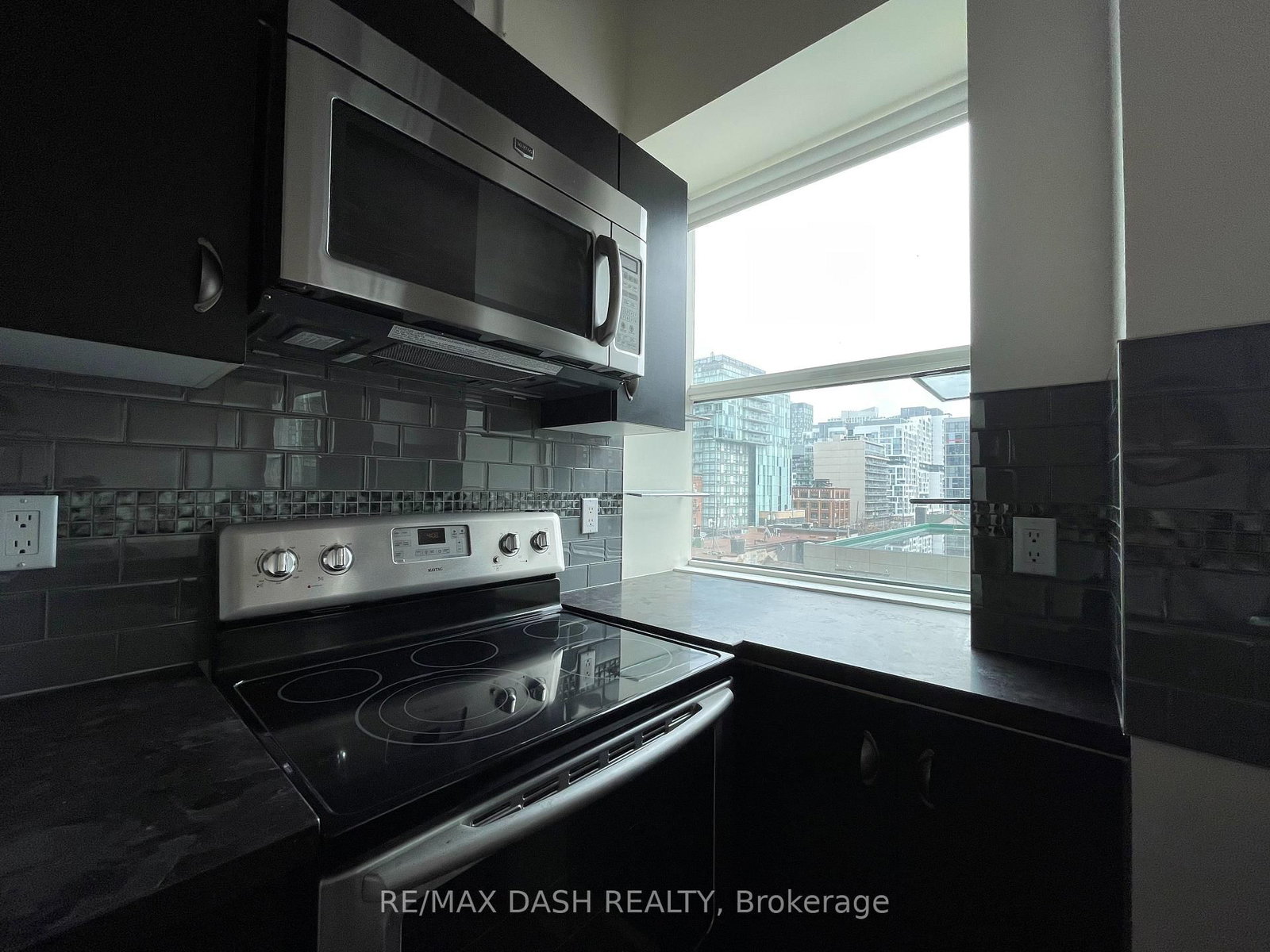 700 King Street W, Unit 416 - Photo 9