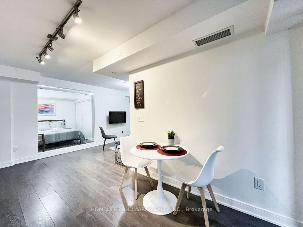 525 Adelaide Street W, Unit 1620 - Photo 37