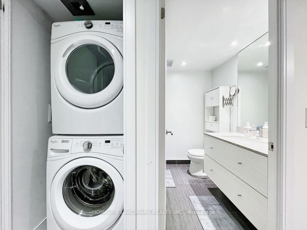 525 Adelaide Street W, Unit 1620 - Photo 5