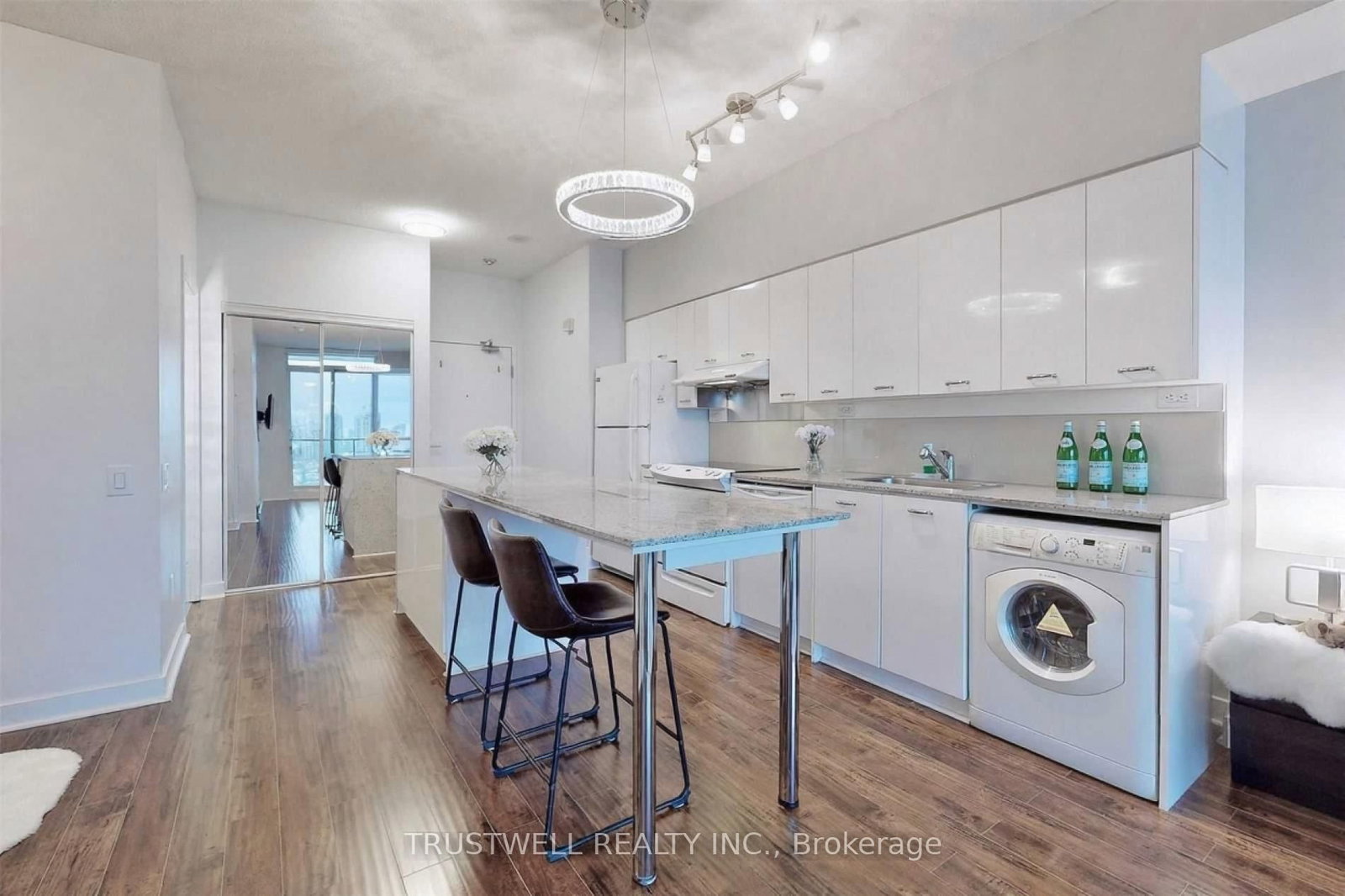 33 Singer Court, Unit 2808 - Photo 5