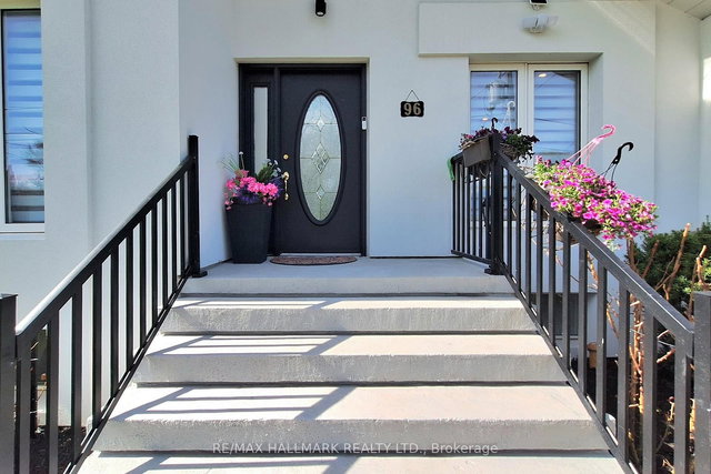 96 Searle Avenue