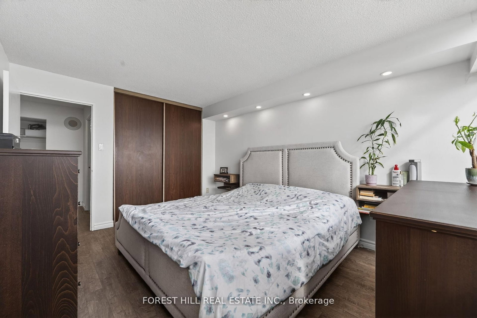 100 Antibes Drive, Unit 1705 - Photo 19