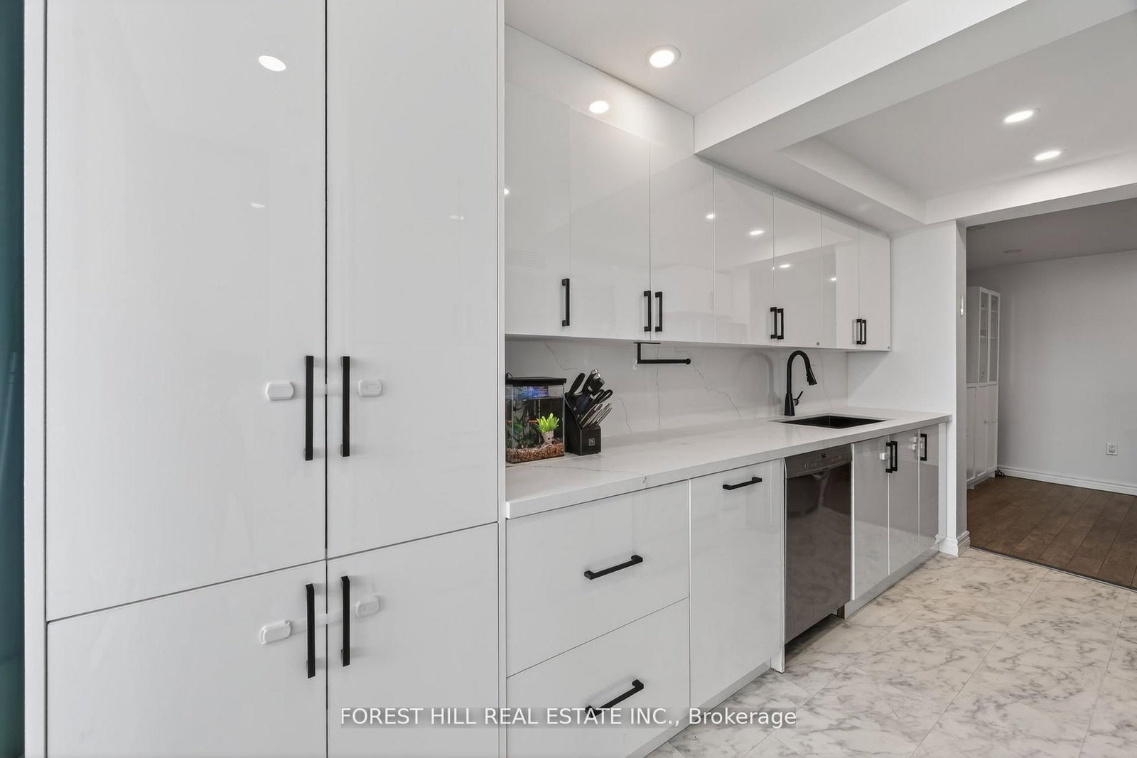 100 Antibes Drive, Unit 1705 - Photo 7