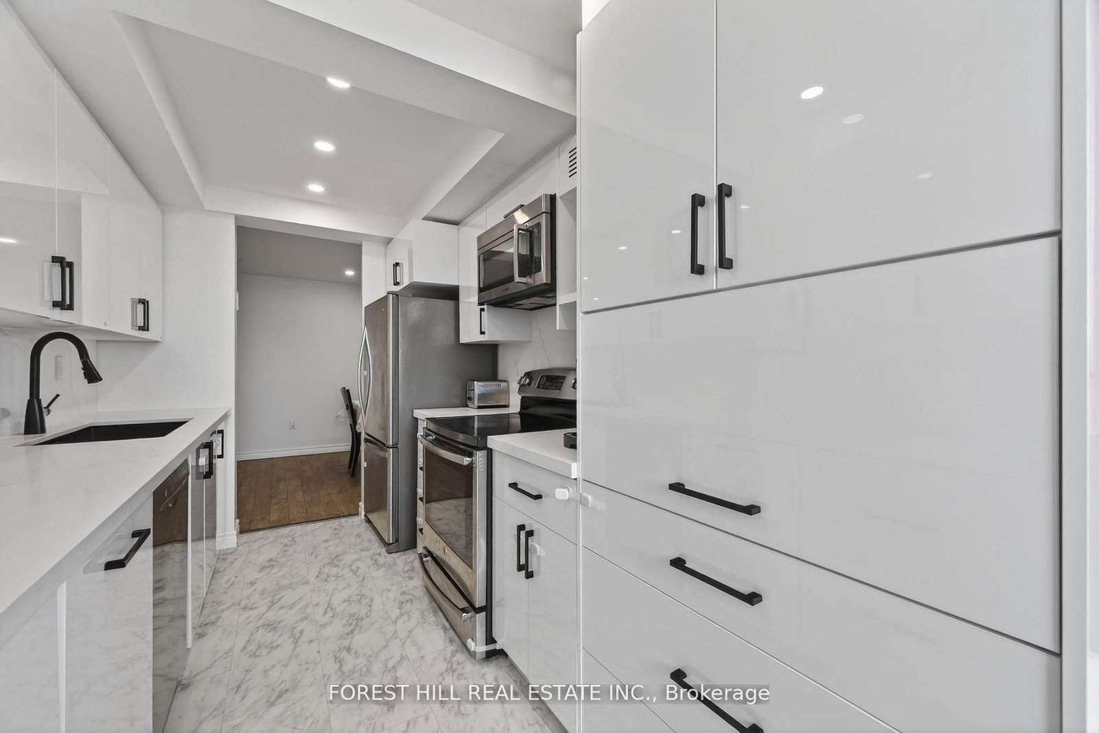 100 Antibes Drive, Unit 1705 - Photo 8