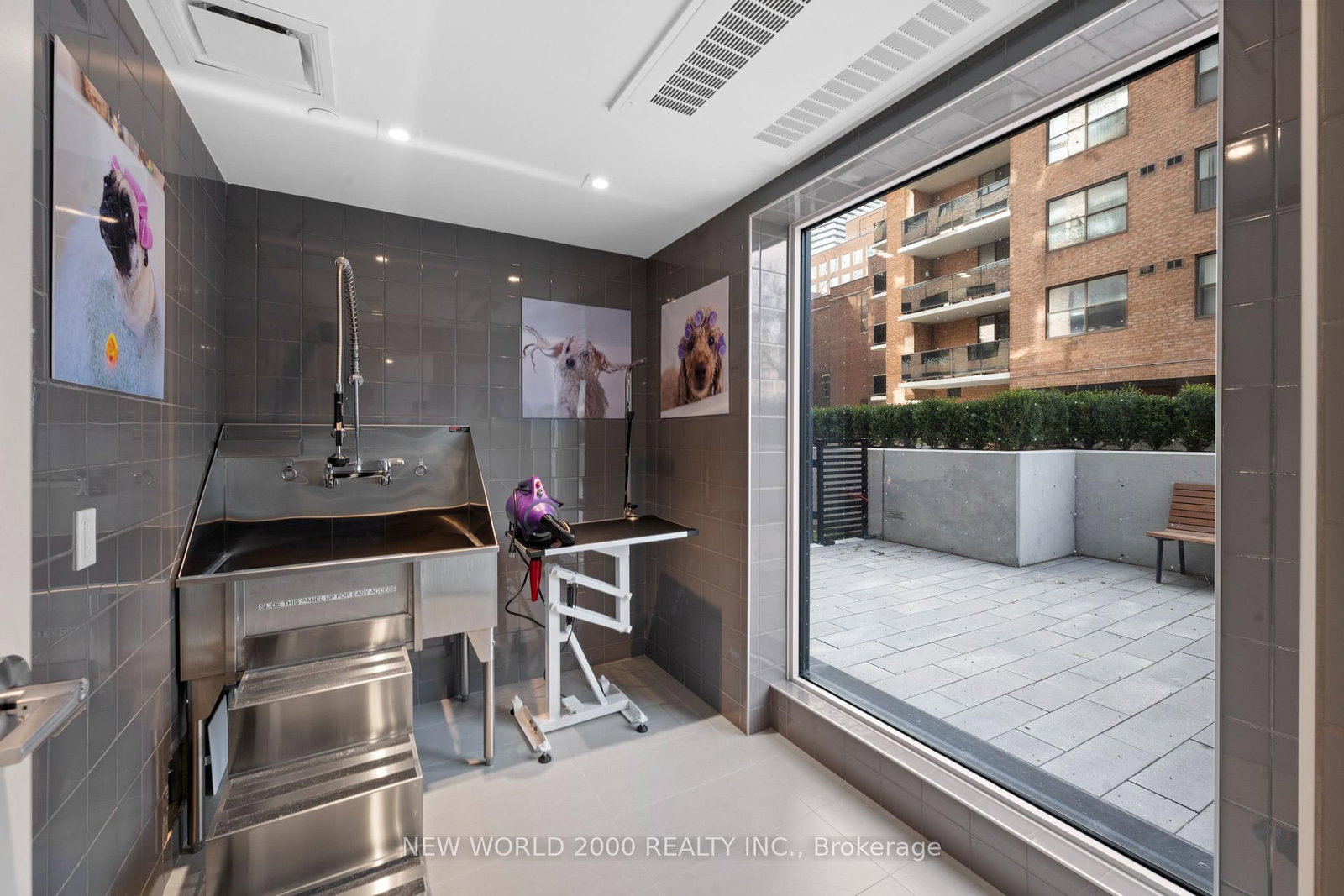 101 Roehampton Avenue, Unit 1712 - Photo 36