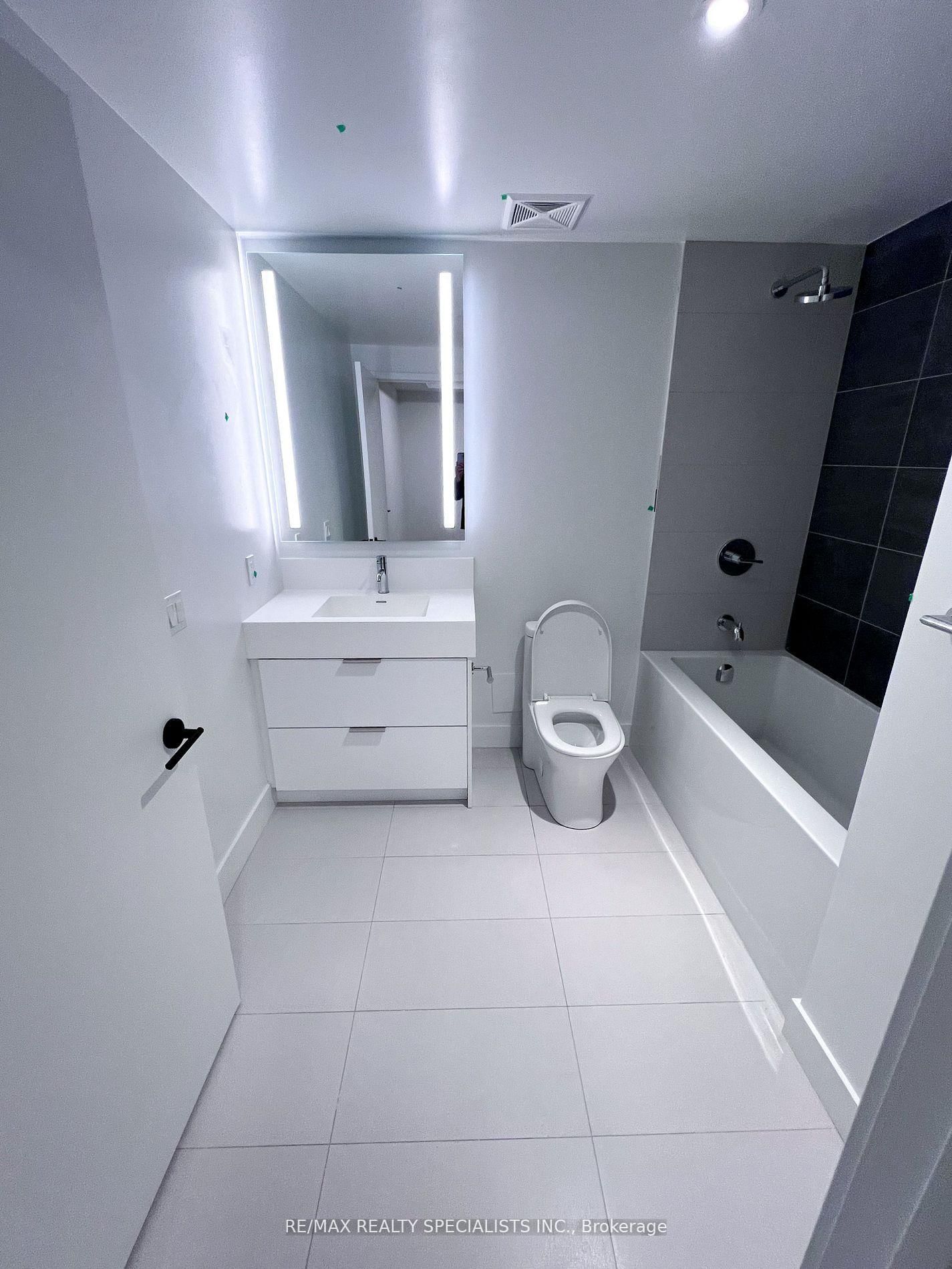 308 Jarvis Street, Unit 317 - Photo 5
