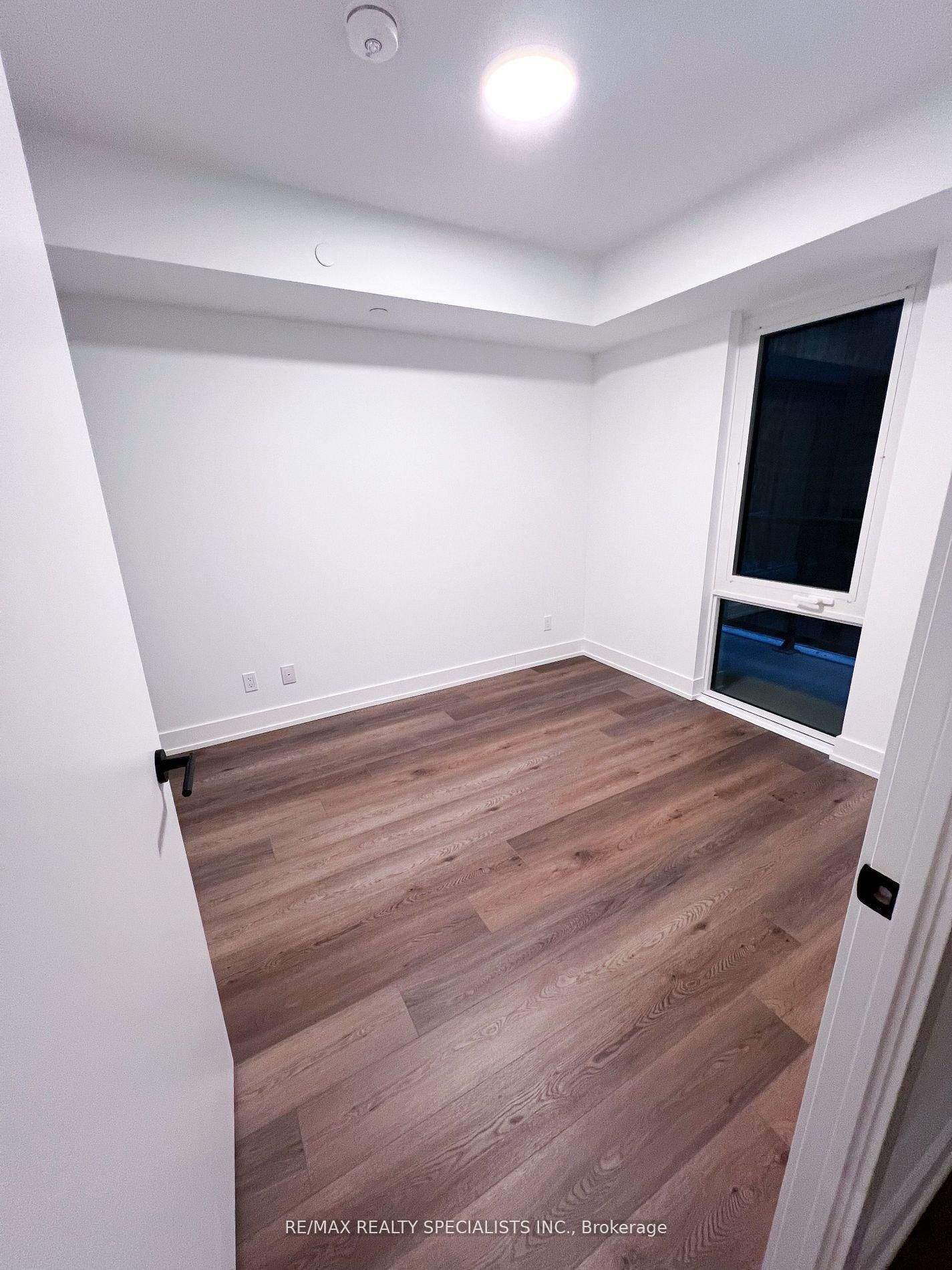 308 Jarvis Street, Unit 317 - Photo 7