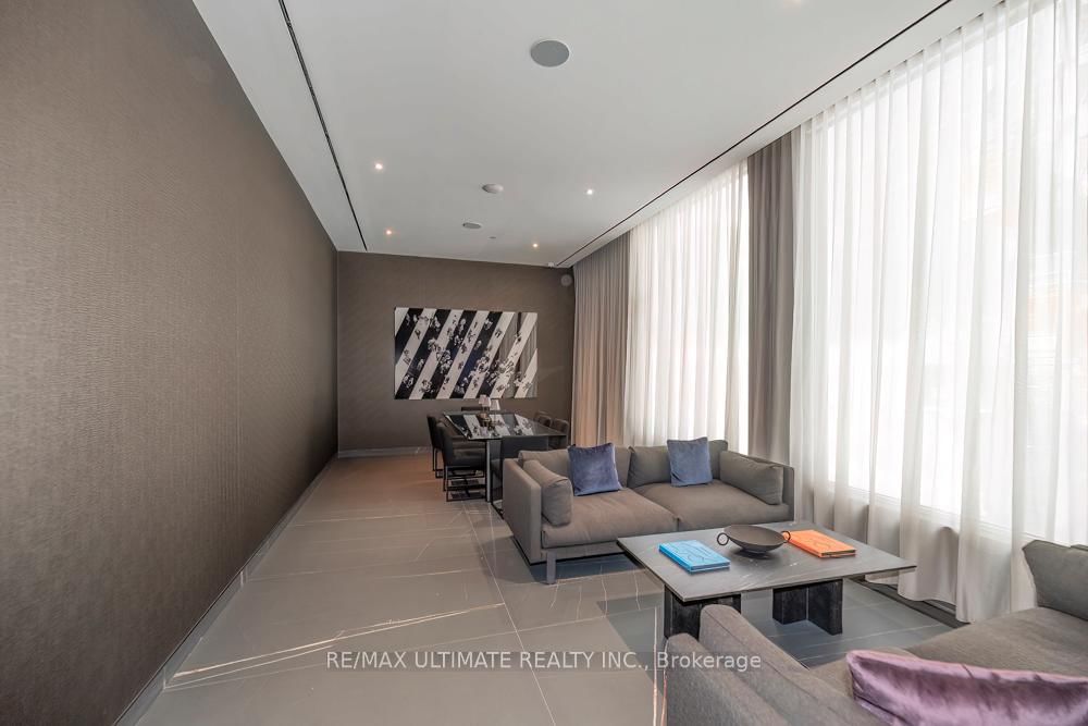 11 Yorkville Avenue, Unit 4505 - Photo 19