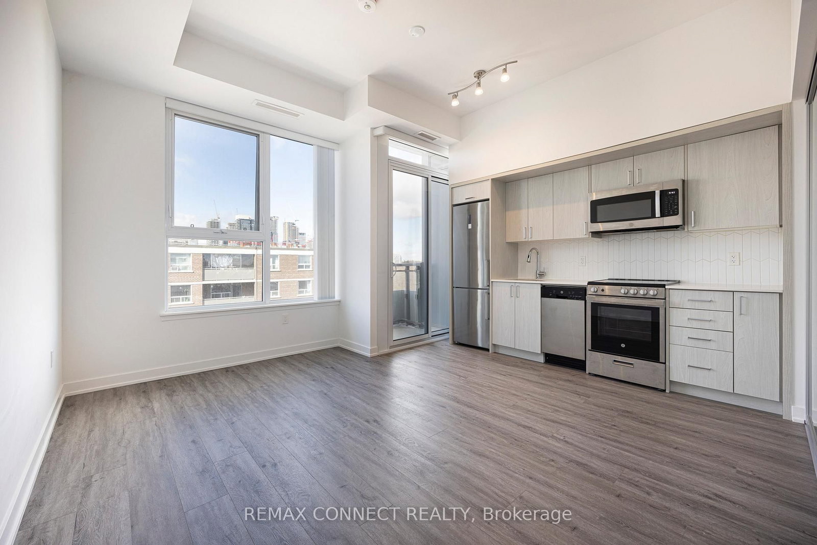 1 Cardiff Road, Unit 708 - Photo 3
