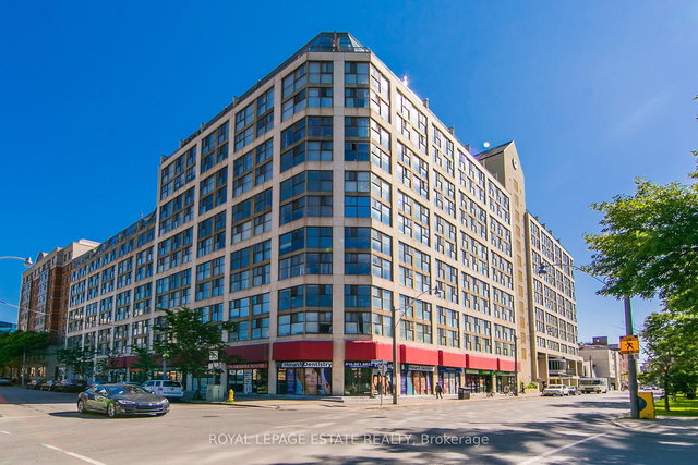 606 - 222 The Esplanade